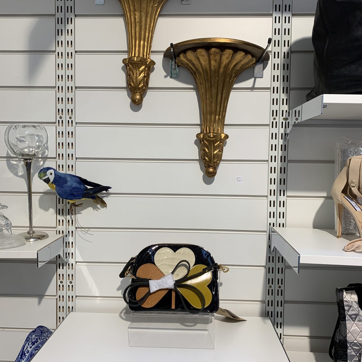 FARA Charity shop Fulham ROad FARA UK